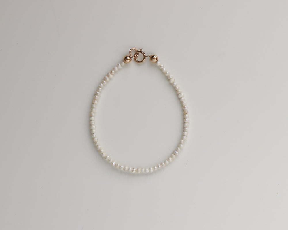 Micro Pearl Beaded Bracelet